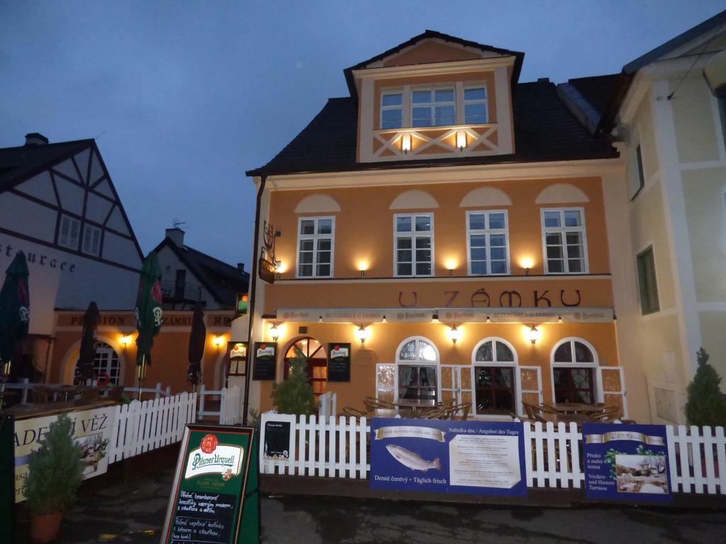 Hotel Penzion - Restaurant U Zámku Bečov nad Teplou Exteriér fotografie